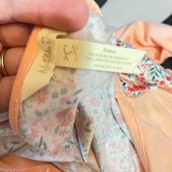 Matilda Jane Sing it Out Floral Print Casual Top Size Small Ruffle Hem Pink - Picture 7 of 9